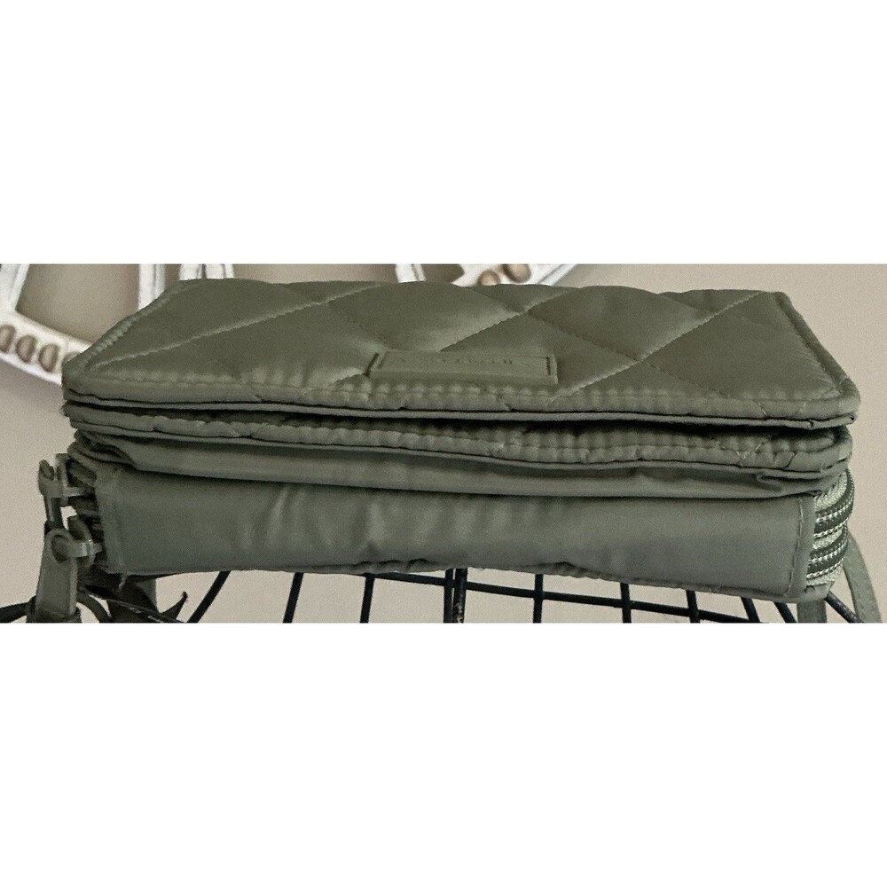 Vera Bradley Ultralight Wallet Crossbody Deep Lichen Green Purse EUC - Picture 5 of 9